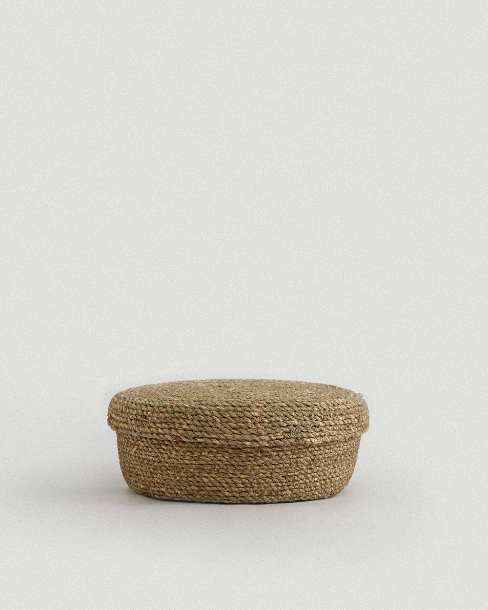 Set of 2 Souk Round Seagrass Baskets with Lid